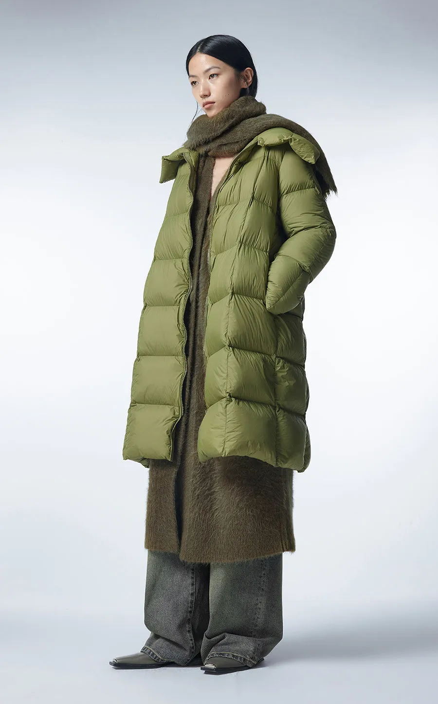 Coat / JNBY Knee-length Collared Down Coat