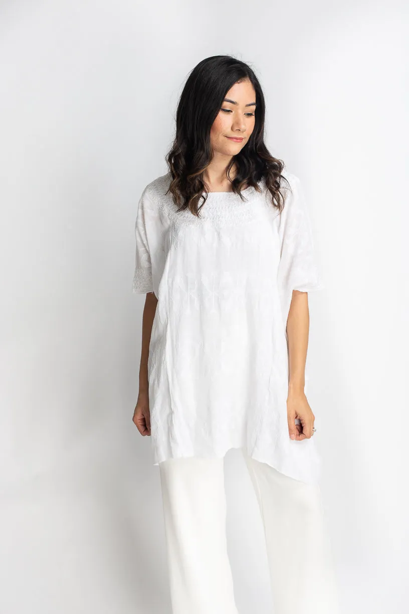 Fauna Tunic in Daisy White