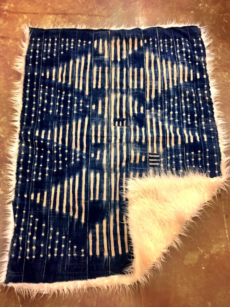 INDIGO THROWS