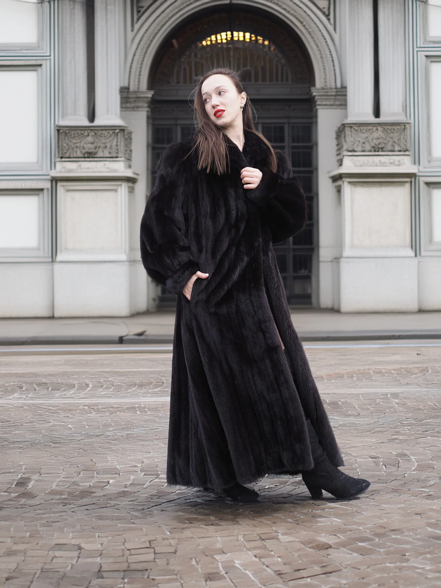 NAFA Dark Ranch Black Female Mink Fur Coat M 51" Long Huge Sweep 94"