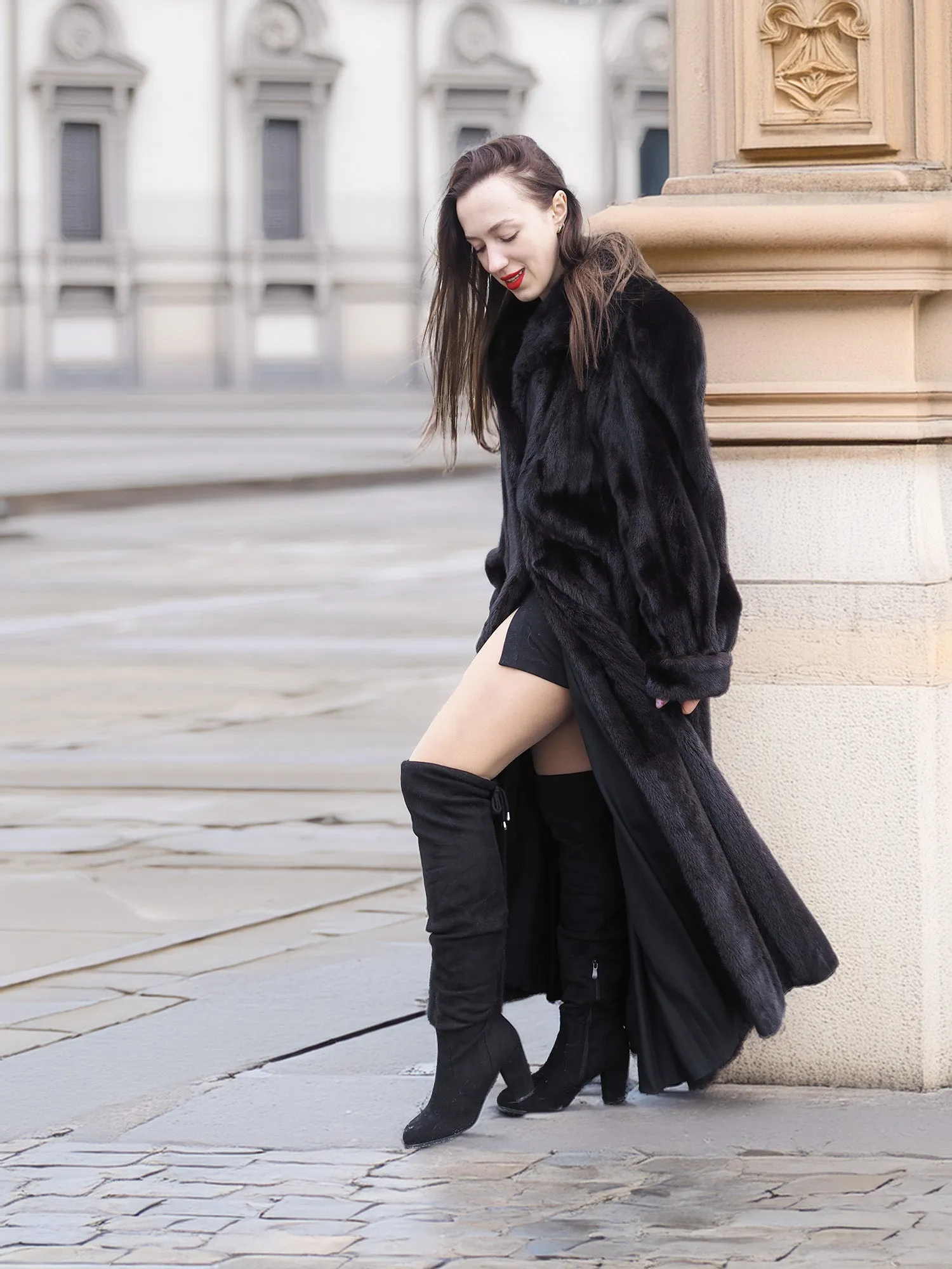 NAFA Dark Ranch Black Female Mink Fur Coat M 51" Long Huge Sweep 94"