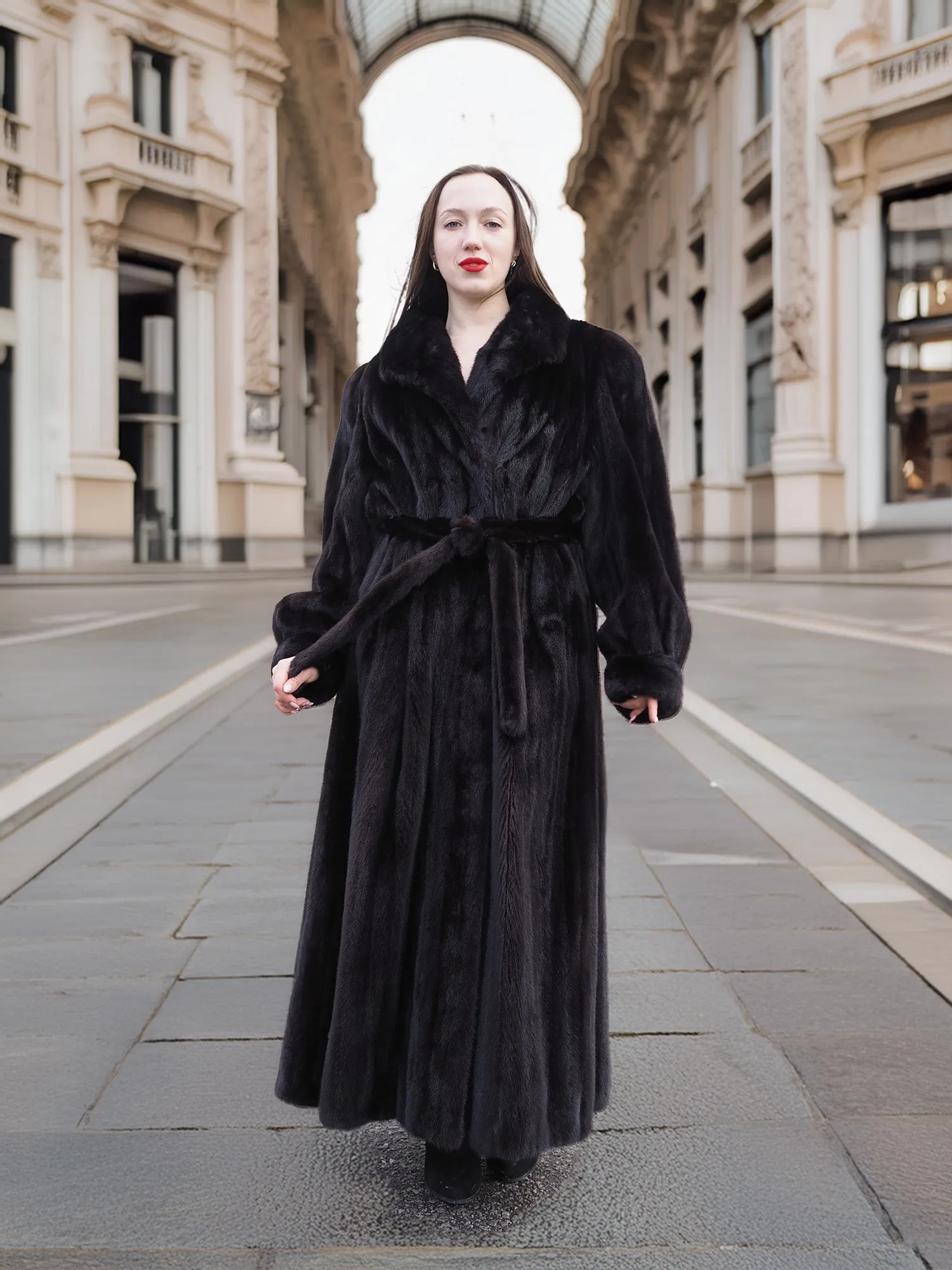 NAFA Dark Ranch Black Female Mink Fur Coat M 51" Long Huge Sweep 94"
