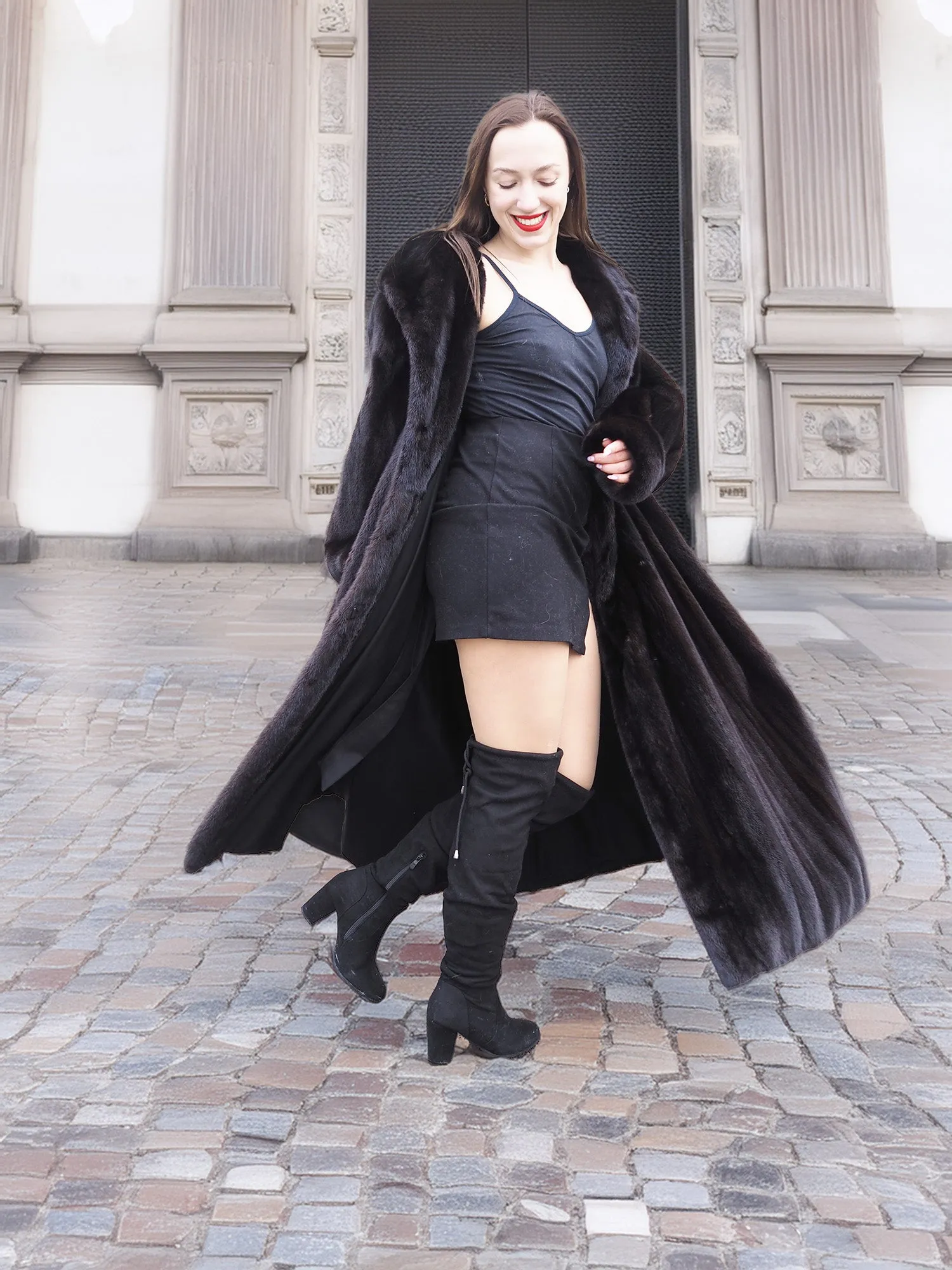 NAFA Dark Ranch Black Female Mink Fur Coat M 51" Long Huge Sweep 94"