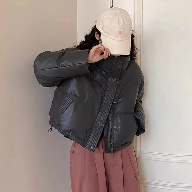 PU leather short white duck down jacket women's 2025 winter new fashion stand-up collar leave-in loose small coat