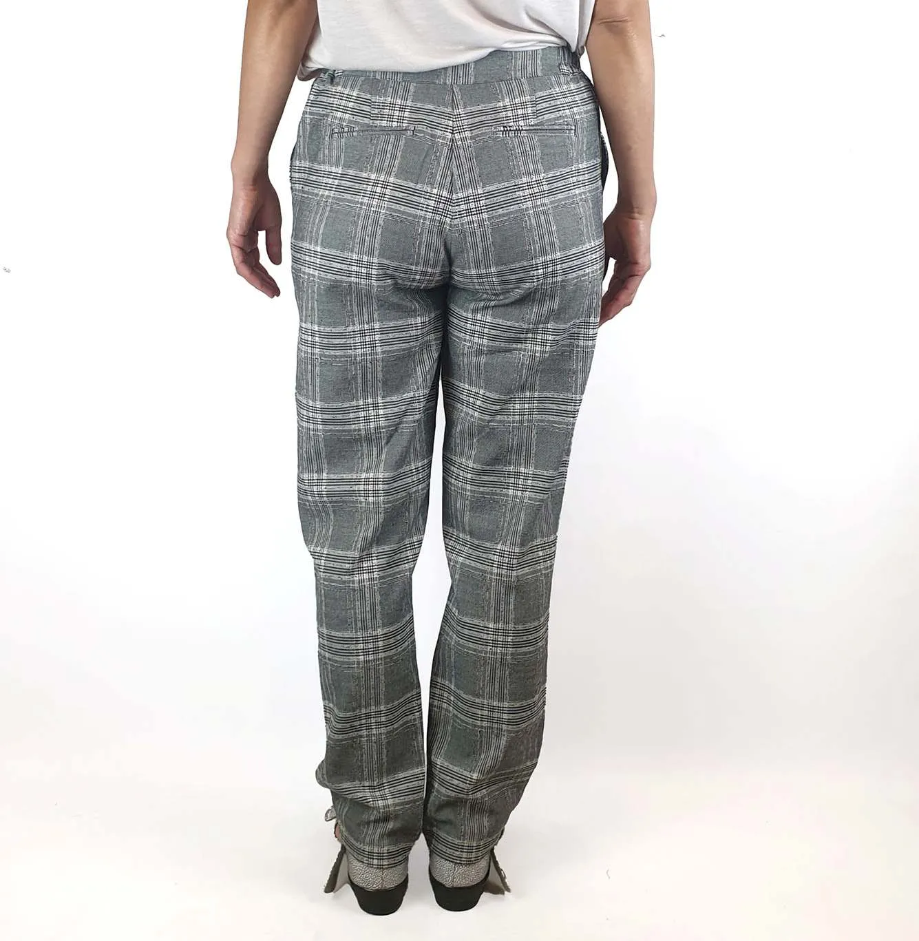 Skin & Threads black and white print pants size 2
