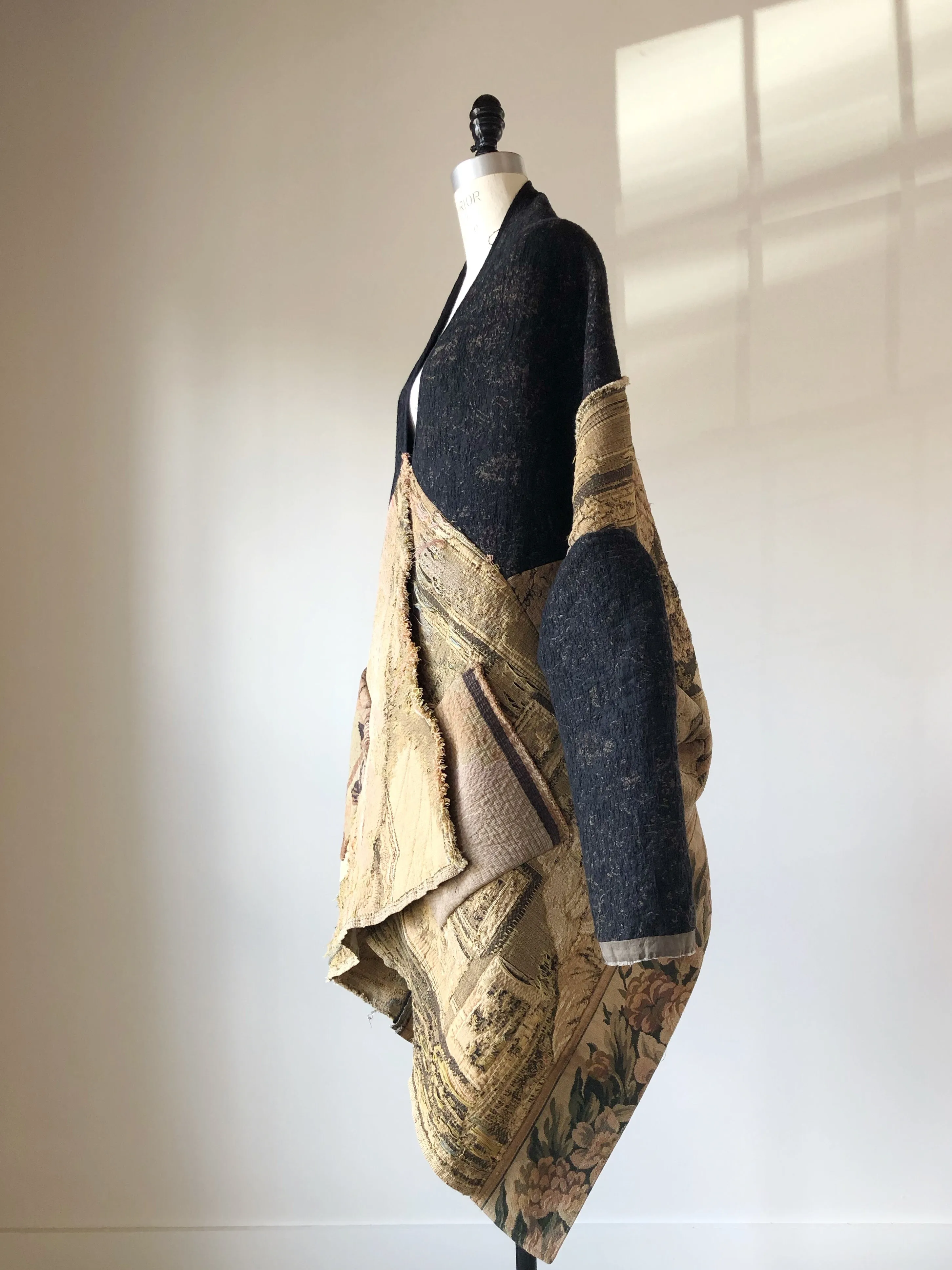 Tapestry cocoon