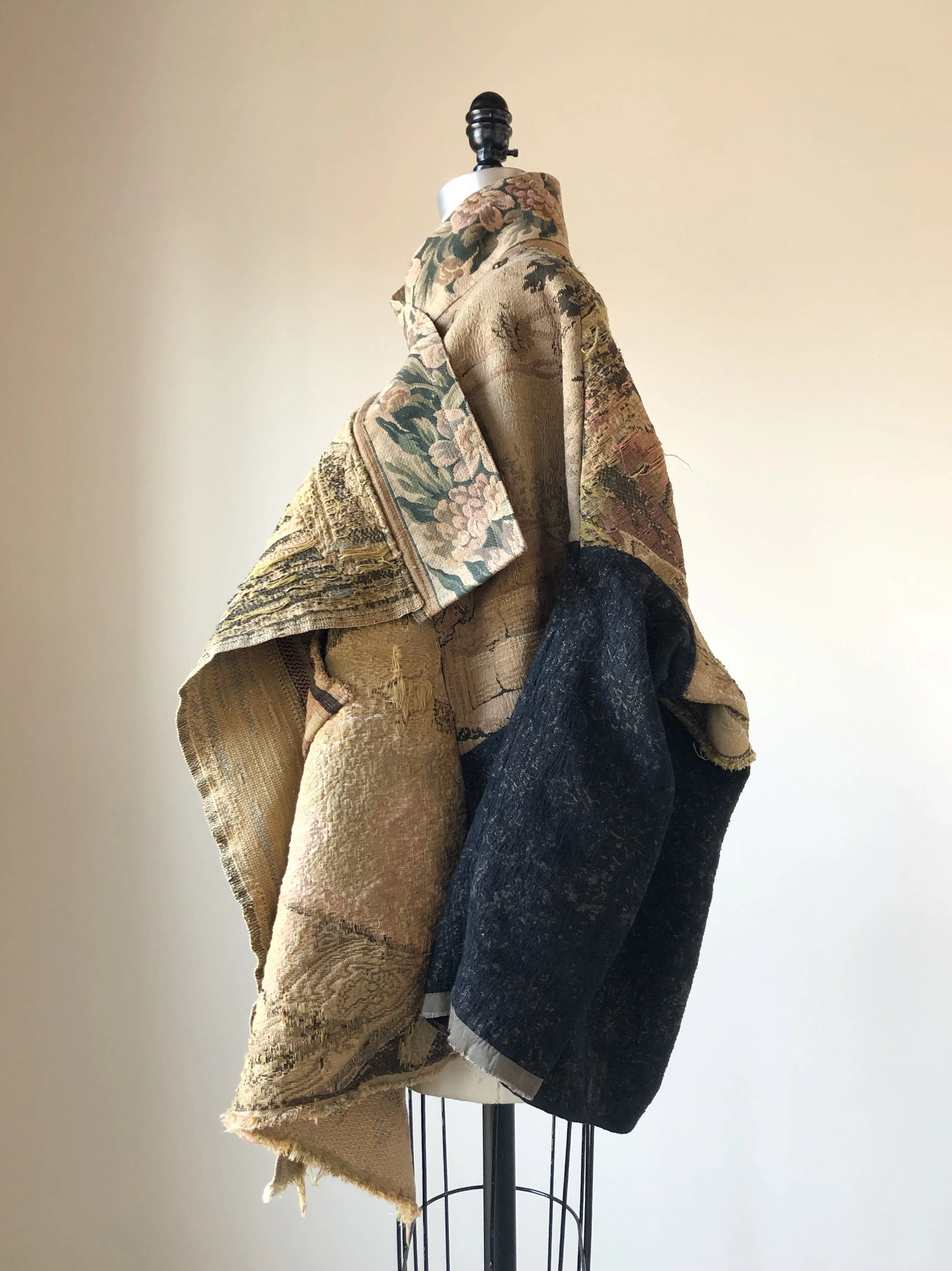 Tapestry cocoon