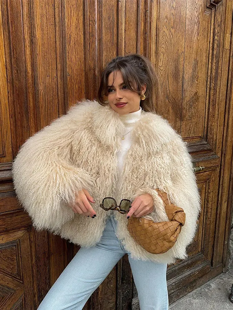 Winter New Fashion Solid Fluffy Fur Coat Women High Street Luxury Lapel Collar Faux Fur Jacket Female Casual Overcoats