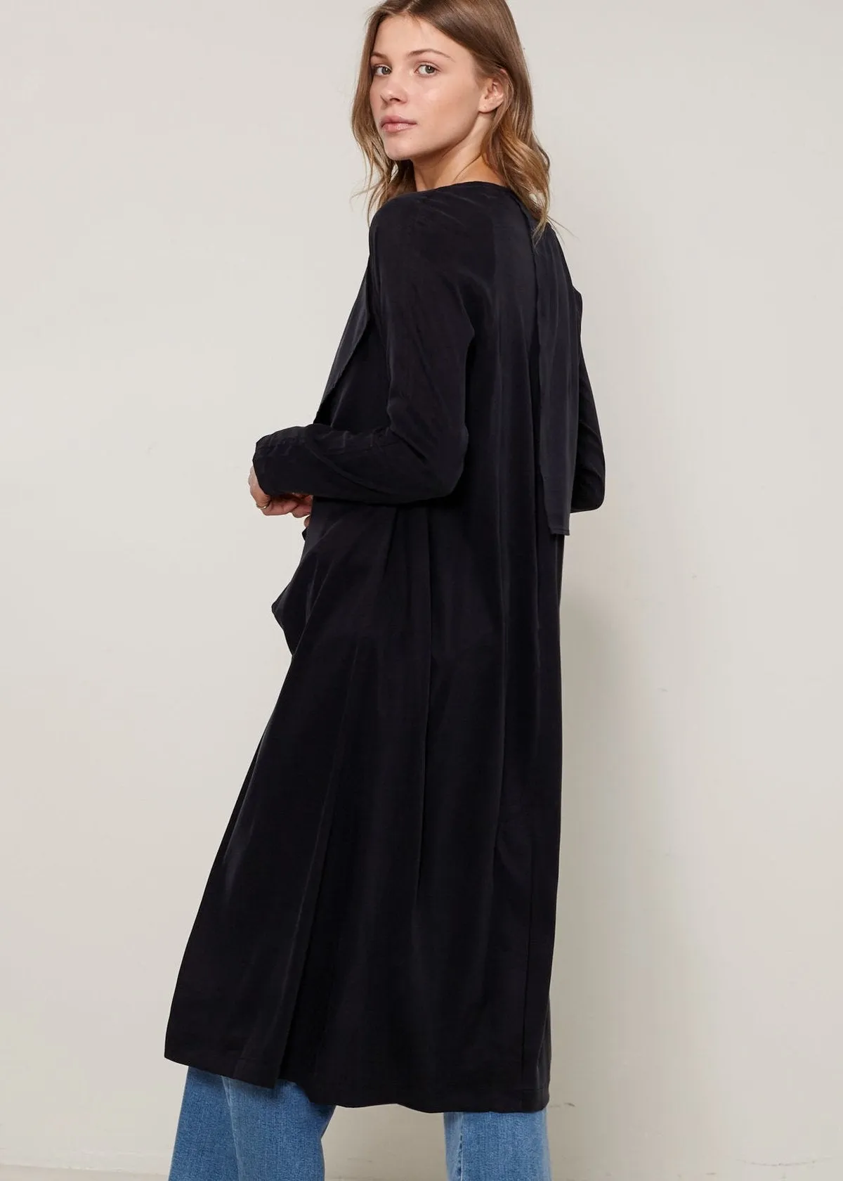 Women's Wrap Trench Coat In Black