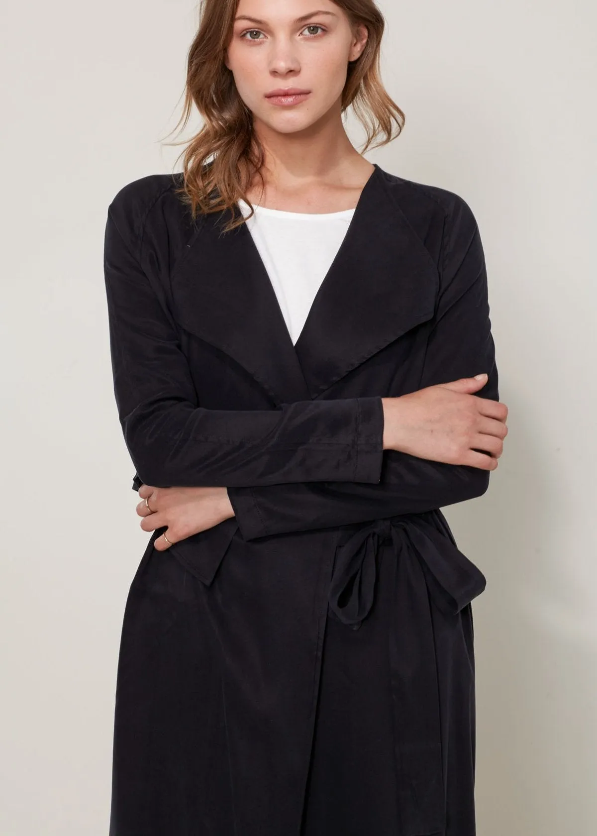 Women's Wrap Trench Coat In Black